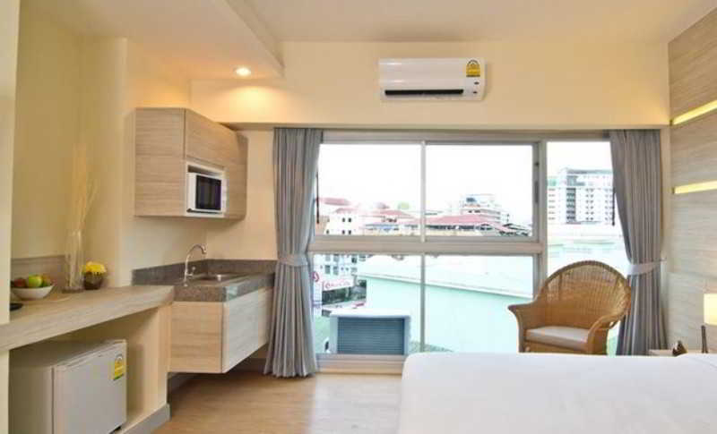Sunshine One Pattaya Exterior foto